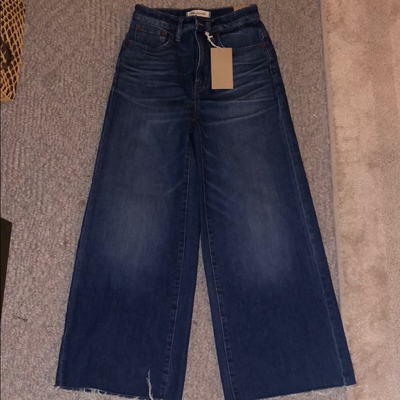 Madewell Wide Leg Cropped Jeans - Picture 4 of 8